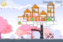 Angry Birds Seasons Hogs and Kisses уровень 5