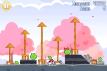 Angry Birds Seasons Hogs and Kisses уровень 8